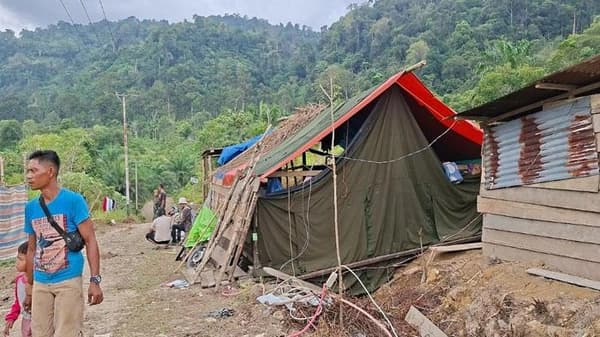 Warga Aceh Timur Masih Bertahan di Tenda Darurat Empat Bulan Pasca Banjir