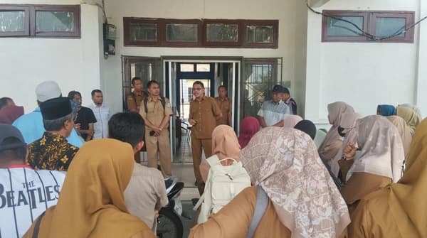 Guru Aceh Singkil Pertanyakan Penyaluran Bantuan Banjir yang Tidak Merata