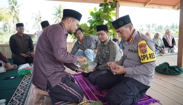 Kapolres Lhokseumawe Wakafkan Balai Pengajian untuk Generasi Muda Aceh