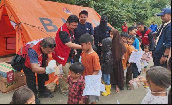 PMI Bener Meriah dan DKI Jakarta Berikan Layanan Kesehatan dan Dukungan Psikososial untuk Penyintas Bencana di Bener Meriah