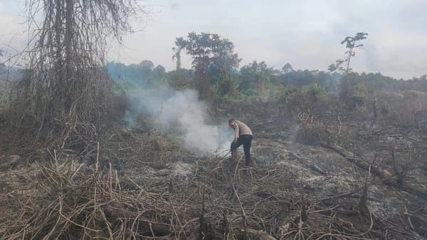 Polisi Padamkan Dua Titik Api di Kebun Warga Aceh Selatan, Cegah Karhutla