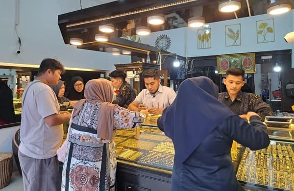 Harga Emas di Banda Aceh Turun Tipis, Masih Tinggi di Rp 8,89 Juta per Mayam
