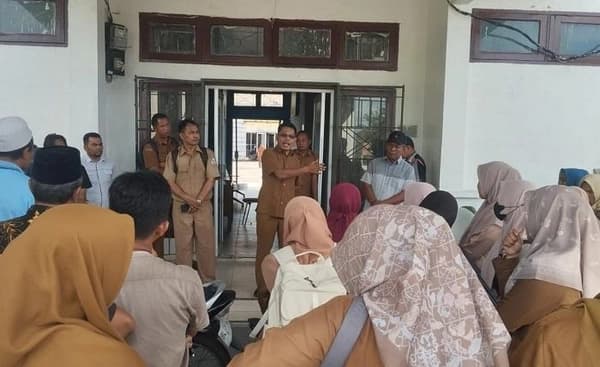 Guru Singkil Pertanyakan Bantuan Banjir Tahap 2, Dinas Minta Sabar