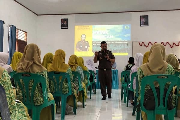 Kejati Aceh Edukasi Hukum Pelajar SMA Cegah Kenakalan Remaja