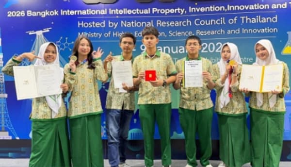 Siswa SMAN 3 Banda Aceh Raih Gold Medal di Ajang Inovasi Thailand