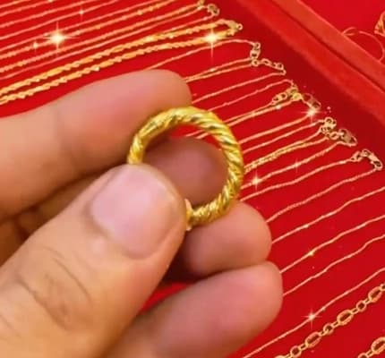 Harga Emas London di Aceh Tamiang Capai Rp 9,5 Juta per Mayam, Warga Masih Minati sebagai Tabungan