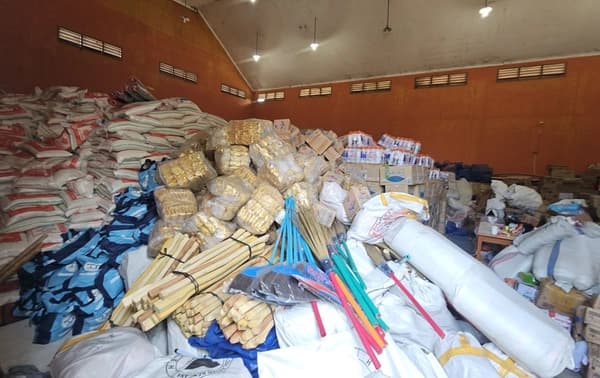 Polda Aceh Periksa Petugas BPBD Bireuen Soal Bantuan Menumpuk