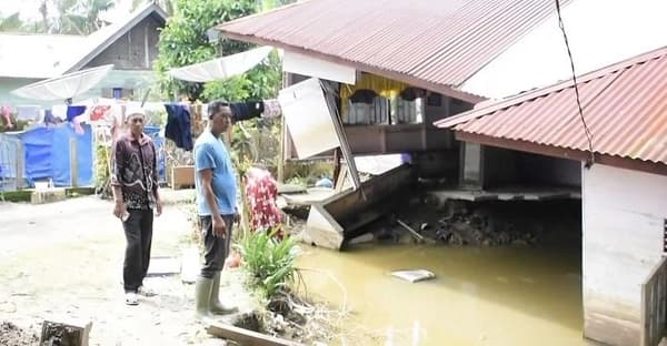 BNPB Salurkan Rp 60 Juta untuk Rumah Rusak Berat di Aceh Timur