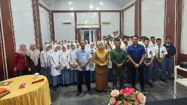 Kejati Aceh Ingatkan Bahaya Cyberbullying pada Remaja di Banda Aceh
