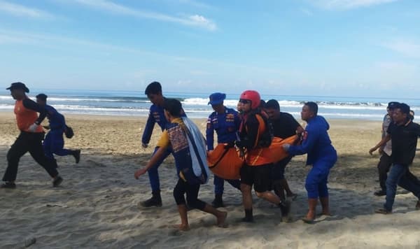 Remaja Aceh Barat Daya Terseret Arus di Pantai Leupung, Ditemukan Meninggal