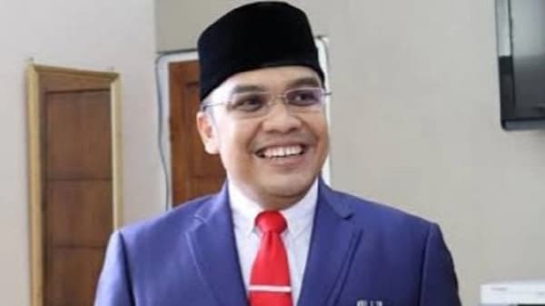 Direktur PNL Raih Doktor USK dengan Inovasi Fly Ash Nagan Raya