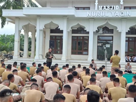 Warga Aceh Tamiang Lepas Haru Praja IPDN Usai Misi Kemanusiaan Pasca Banjir