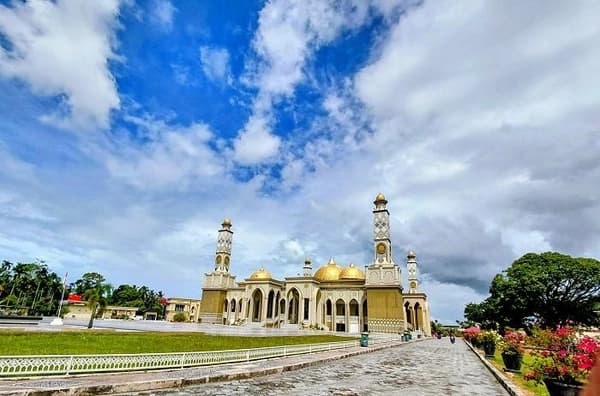 Pemkab Abdya Alokasikan Rp 3,5 Miliar Perbaiki Atap Masjid Agung Baitul Ghafur