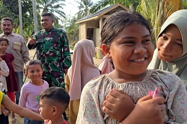 TNI AD Renovasi Sekolah di Tanah Jambo Aye untuk Anak Korban Banjir