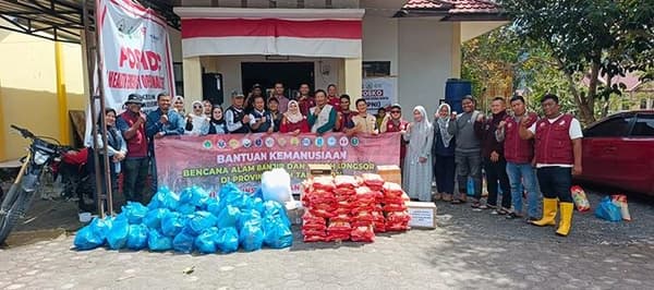 PPNI Aceh Salurkan Bantuan Kemanusiaan untuk Perawat dan Warga Bener Meriah serta Aceh Tengah