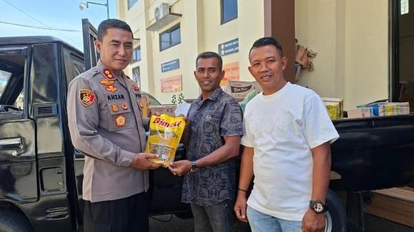 Bantuan Kapolri dari Polres Lhokseumawe Ringankan Beban Warga Keutapang di Ramadan