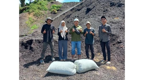 Pupuk Organik dari Cangkang Sawit PT KTS Perbaiki pH Tanah di Aceh Barat