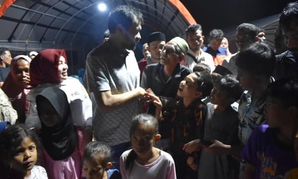 Gubernur Aceh Tinjau Pengungsi Banjir di Sawang, 115 KK Masih Terpaksa Mengungsi