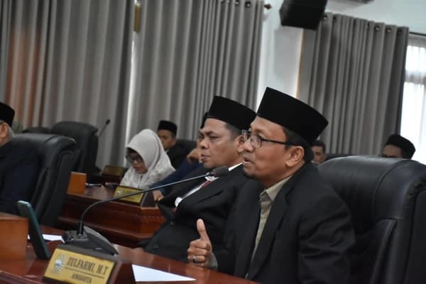 DPRK Bireuen Kawal Data Korban Banjir Agar Bantuan Tepat Sasaran