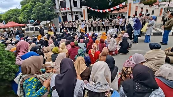 Emak-emak Gayo Desak Hentikan Tagihan Koperasi di Tengah Bencana Aceh Tengah