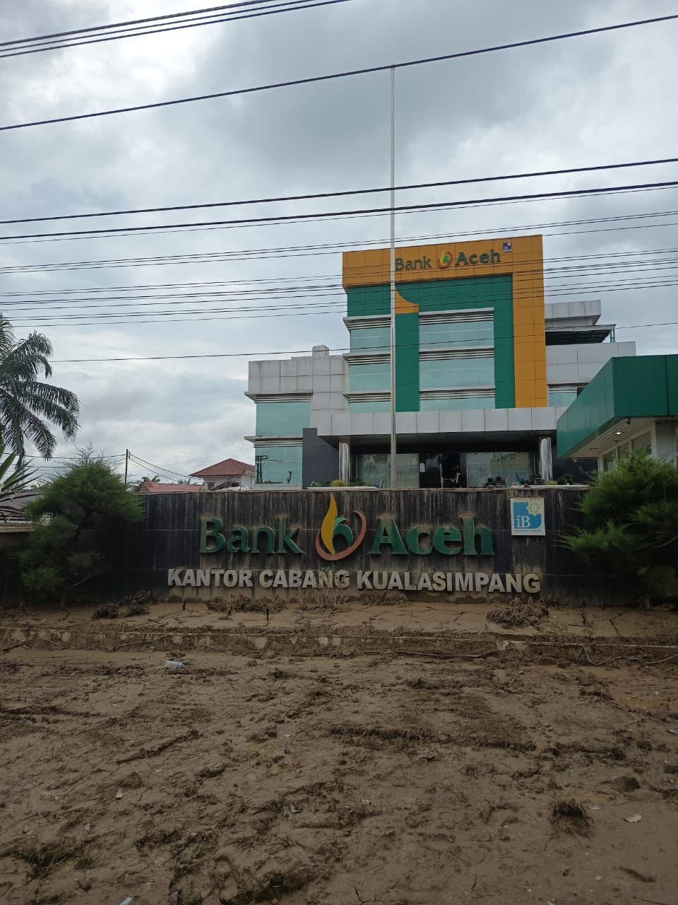 Tindaklanjuti Kebijakan OJK, Bank Aceh Syariah Siapkan Relaksasi bagi Nasabah KUR dan UMKM Terdampak Bencana