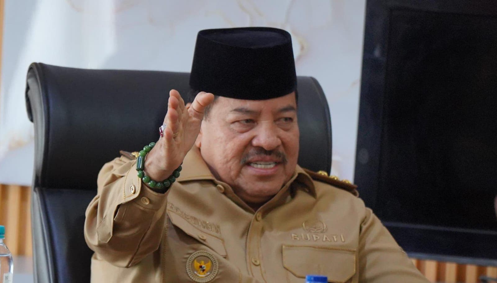 Sambut Tahun Baru 2026, Bupati TRK Larang Warga Nyalakan Petasan dan Kembang Api