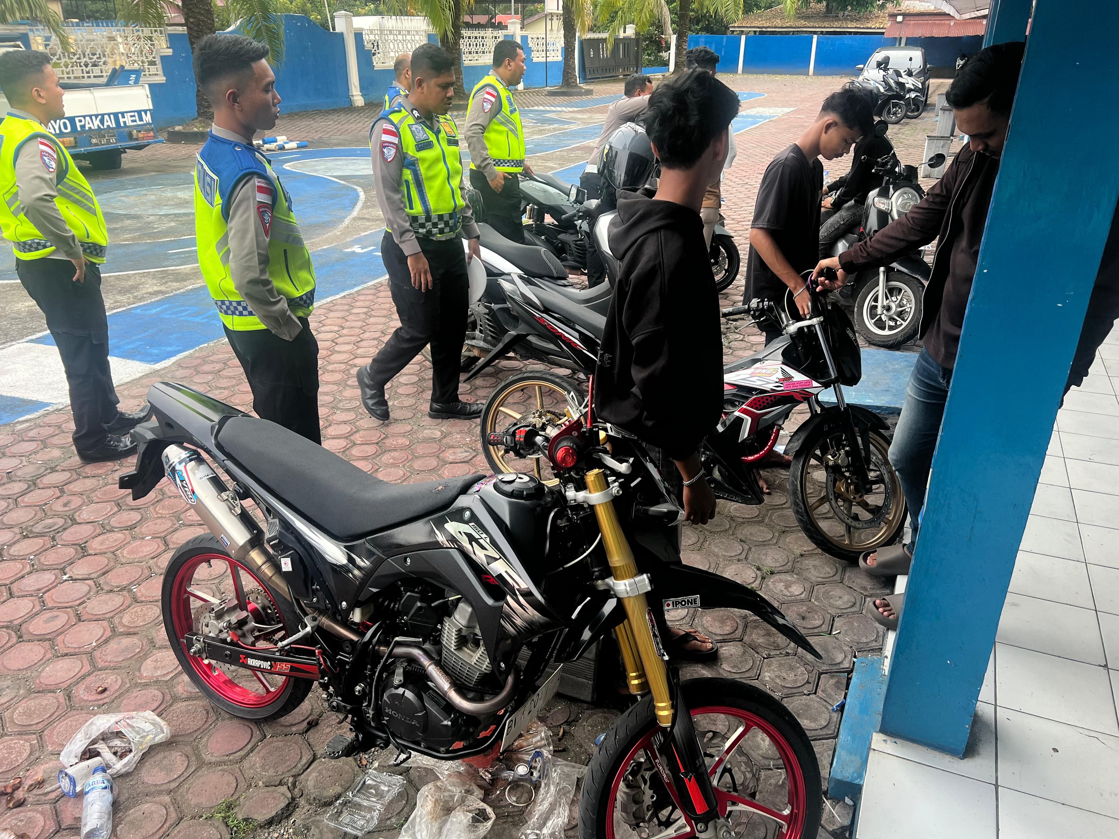 Polres Nagan Raya Tertibkan Knalpot Brong, Libatkan Orang Tua dan Aparat Desa