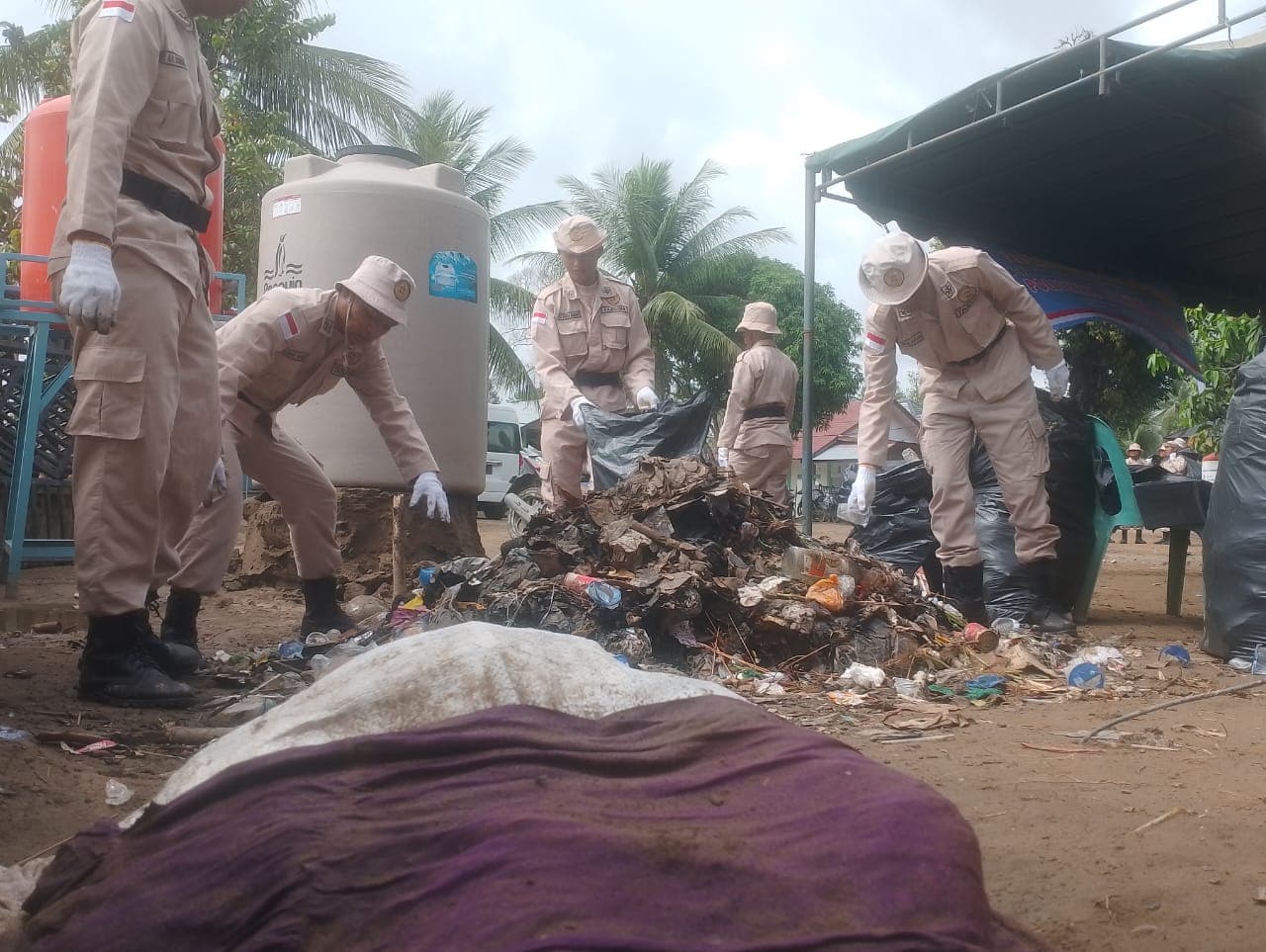 44 Taruna Poltekpel Aceh Berabdi Masyarakat di Pidie Jaya, Berikan Manfaat Sosial