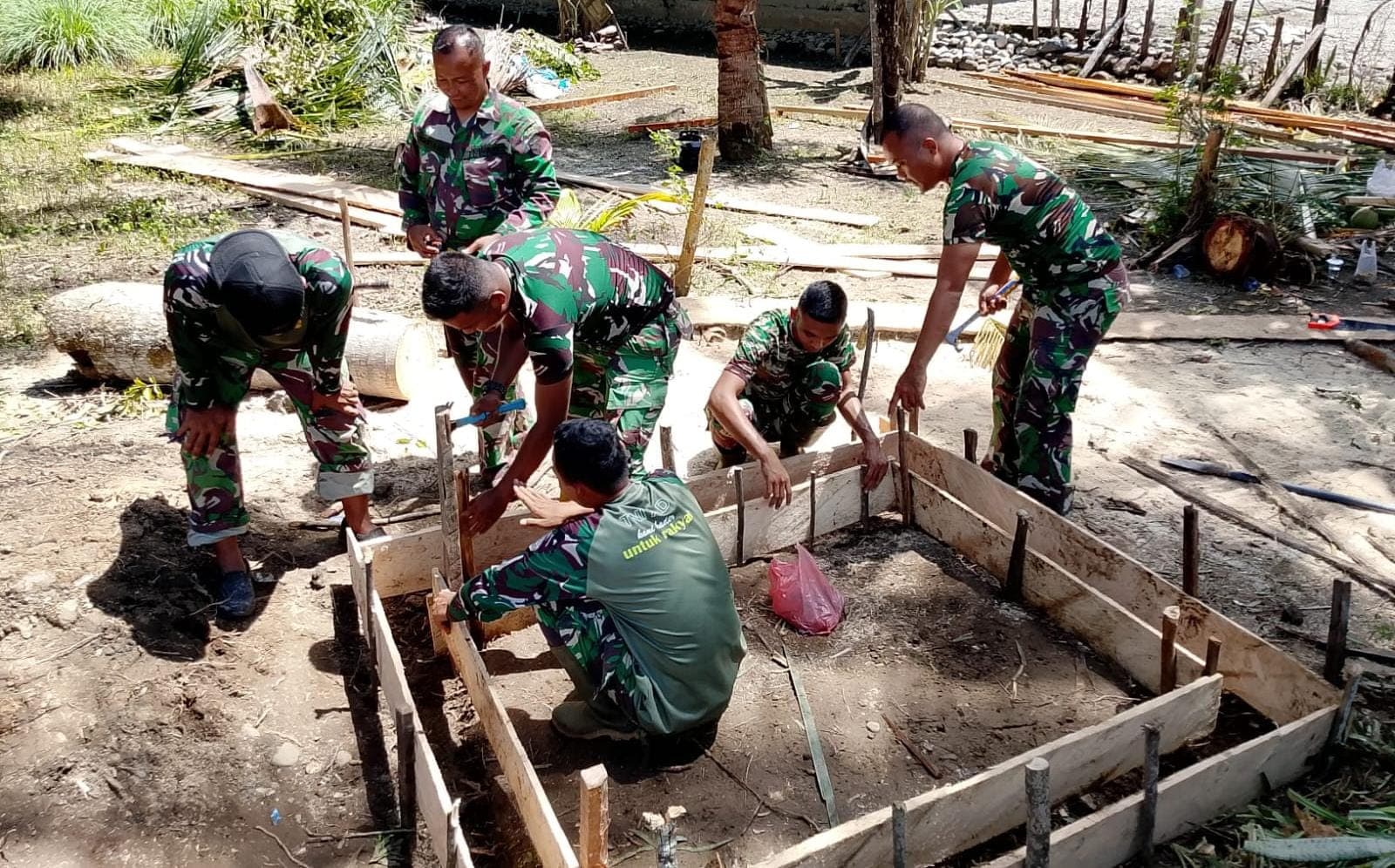 Warga Nagan Raya Nikmati Sanitasi Baru dan Jalan Akses dari TMMD