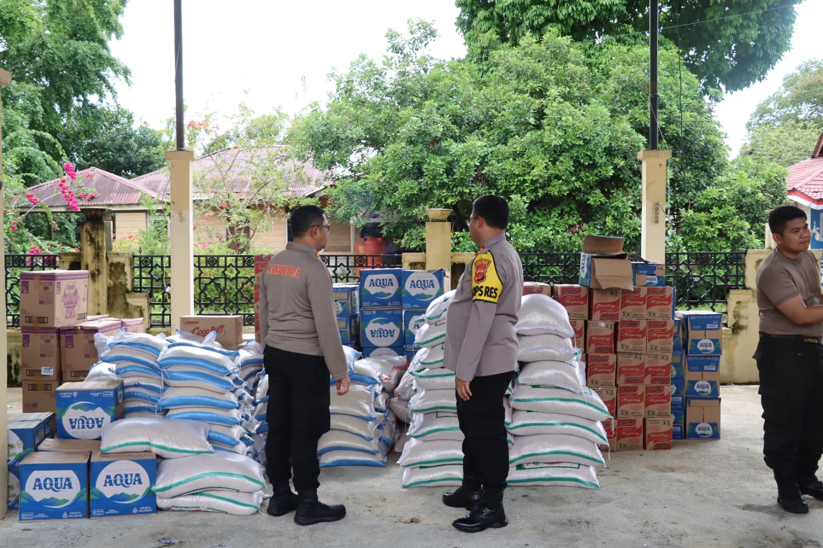 Bantuan Logistik Kapolri Tiba di Nagan Raya untuk Korban Banjir