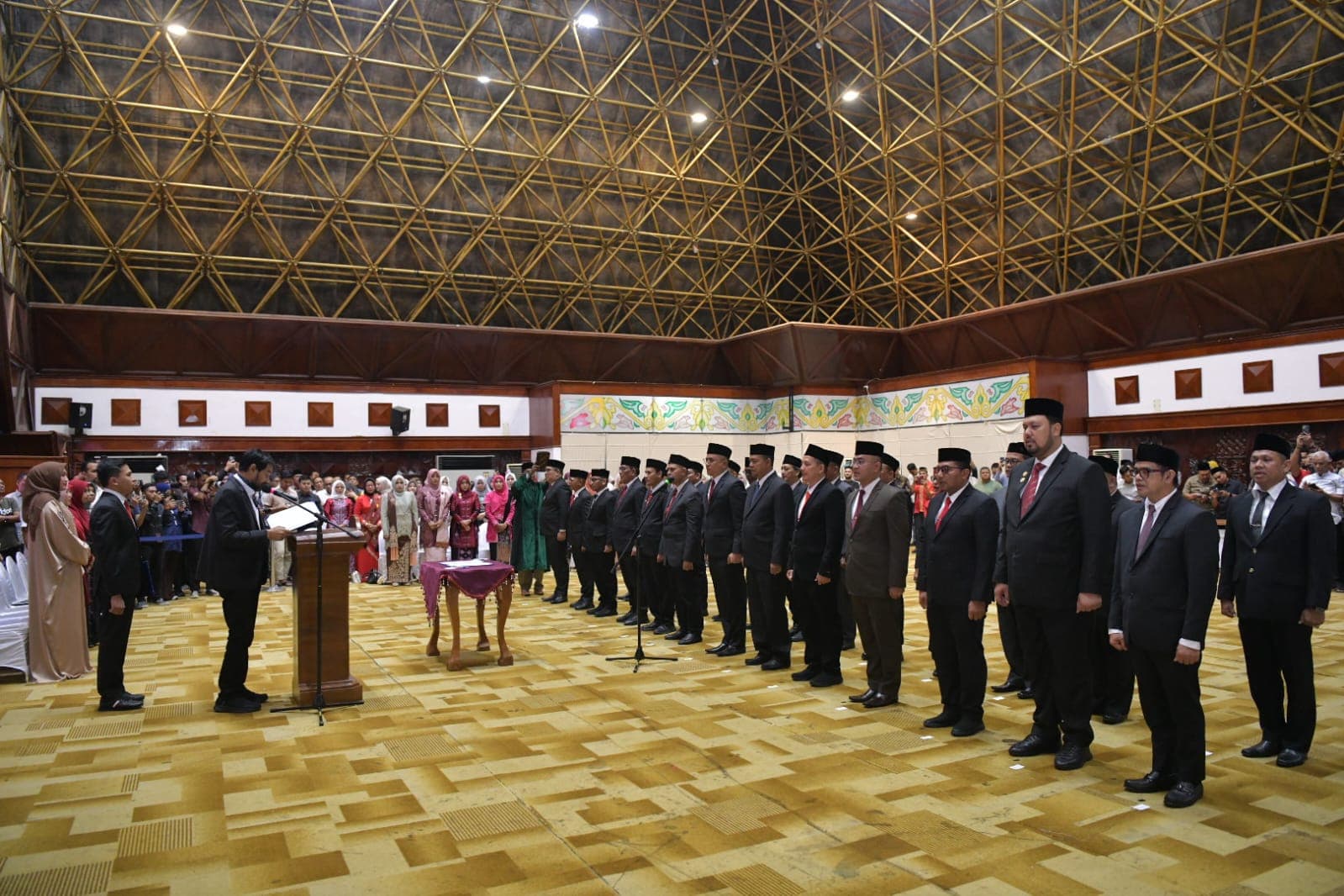 Mualem Reshuffle 25 Pejabat Eselon II untuk Percepat Pembangunan Aceh