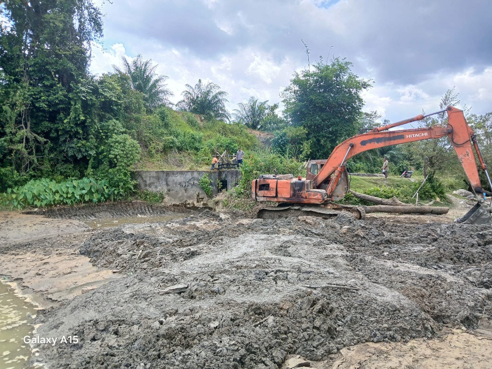 Irigasi Lung Tiga Dinormalisasi, Petani Seunagan Timur Kembali Tanam