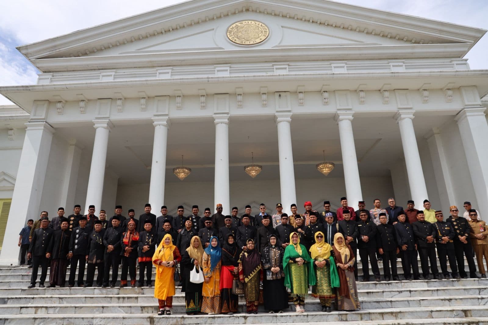 Mualem Tekankan Persatuan Aceh Lewat Adat di Mubes MAA 2026 di Istana Wali Nanggroe