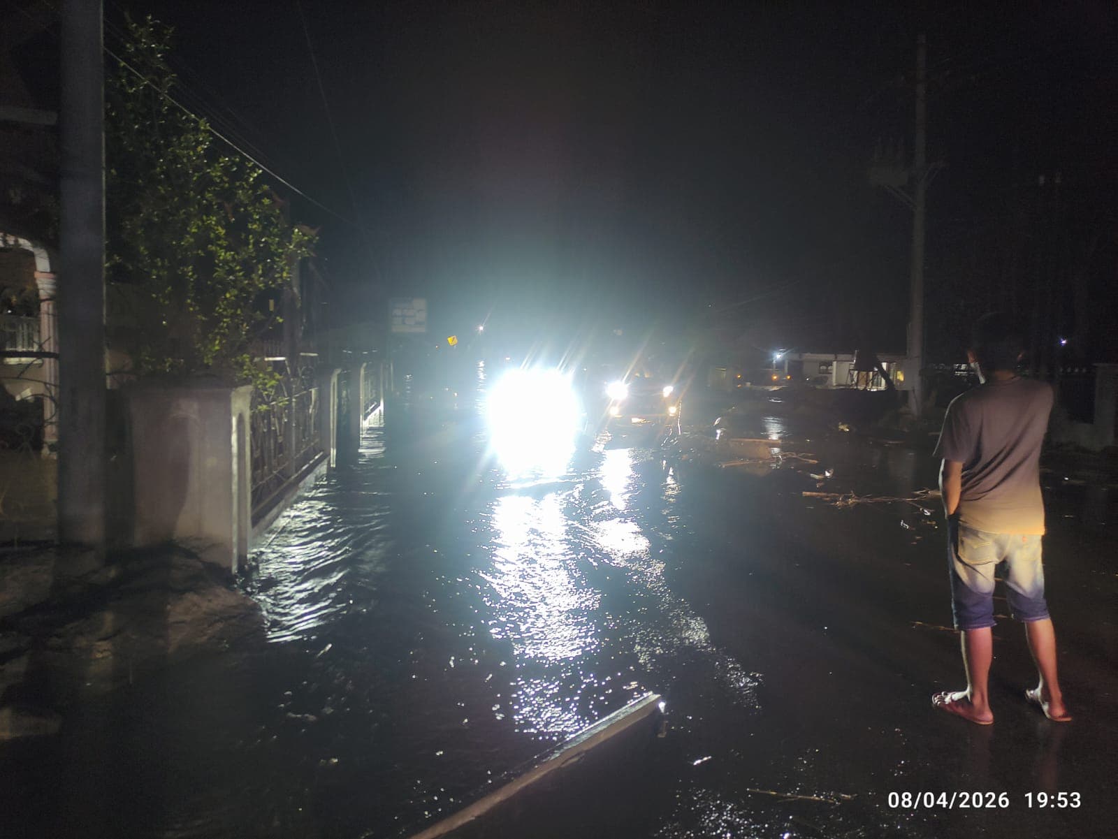 Krueng Meureudu Luap, Jalan Nasional Banda Aceh-Medan Terganggu