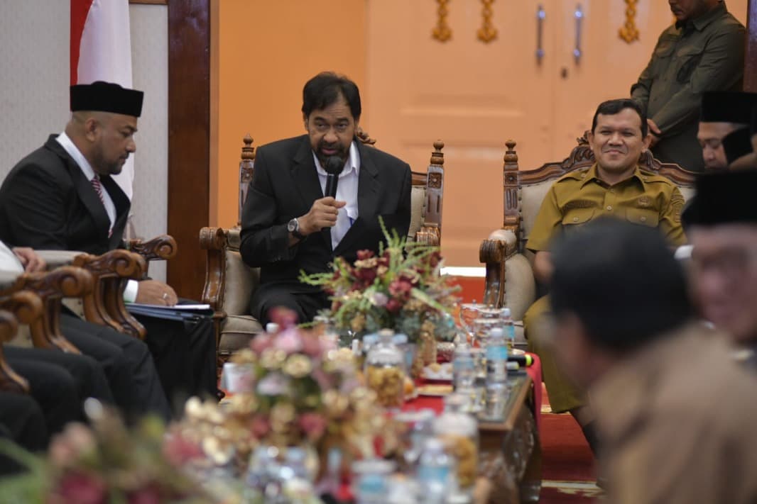 Gubernur Aceh Tekankan Penguatan Tata Kelola dan Transformasi Digital dalam RUPS Bank Aceh Syariah