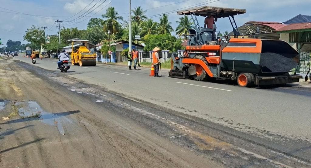 Jalan Bireuen Rusak, Pengendara Diminta Berhati-hati Saat Melintas