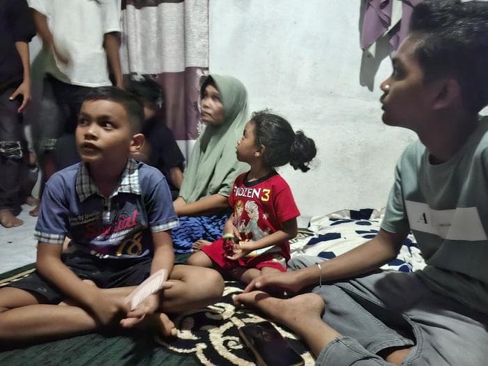 Rumah Anak Yatim di Bireuen Terbakar, Keluarga Pasrah Bersama Nenek
