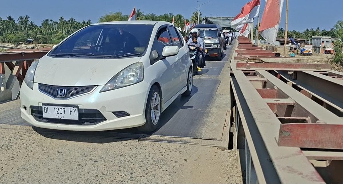 Arus Balik Lebaran di Kutablang: Antrean 2 KM, Rekayasa Lalu Lintas Terapkan Sistem Buka Tutup