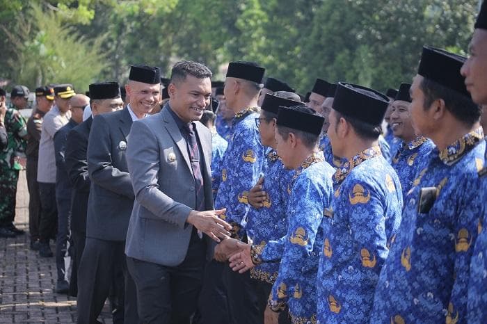 Bupati Abdya Ingatkan 2.056 PPPK Paruh Waktu Jaga Shalat Lima Waktu