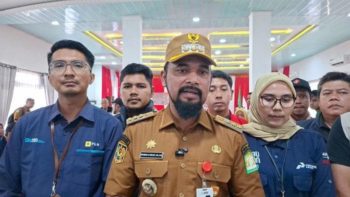 Bupati Aceh Timur Panggil BUMN Atasi Kelangkaan BBM dan Listrik Pasca Banjir