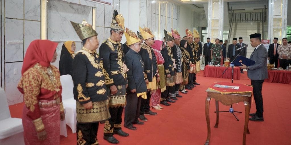 Bupati Safaruddin Kukuhkan MAA Abdya, Tekan Adat Nikah yang Berlebihan