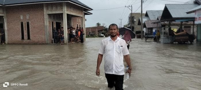 Banjir Landasi 10 Gampong di Laweung Pidie, Warga Mencari Tempat Aman