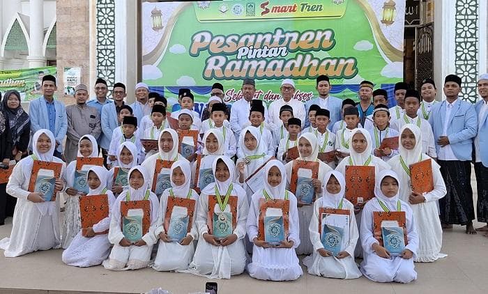 43 Santri Aceh Timur Wisuda Pesantren Pintar, Siap Hadapi FASI 2026