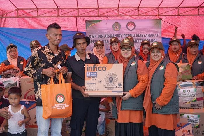 DWP UIN Ar-Raniry Bantu Warga Aceh Utara Pasca Banjir Menjelang Ramadhan