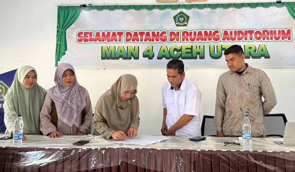 Dosen Unimal Bekali Siswa MAN 4 Aceh Utara Komunikasi Sehat dan Etika Digital