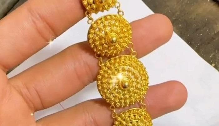 Harga Emas Turun di Aceh Barat Daya Jelang Lebaran, Warga Abdya Cek Data Terbaru