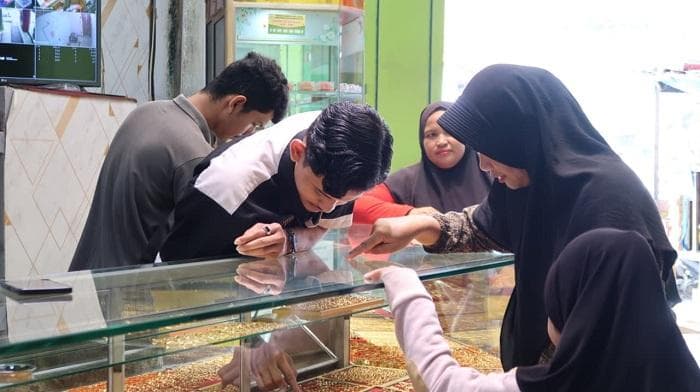 Transaksi Emas di Aceh Tamiang Pulih Pasca Banjir, Harga Berfluktuasi