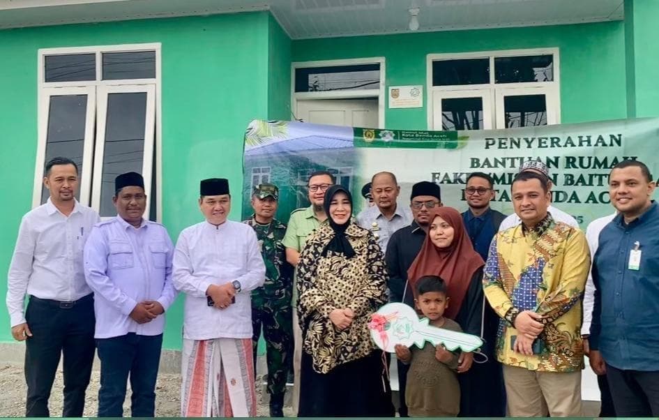 Tiga Warga Banda Aceh Terima Rumah Layak Huni dari Baitul Mal