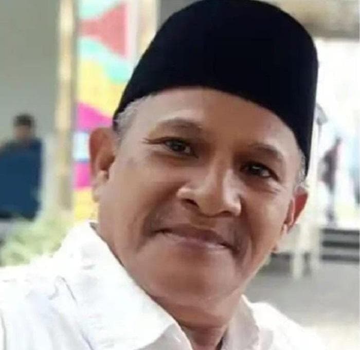 Anggota DPRA Khalid Salurkan Gaji untuk 1.000 Anak Yatim di Pidie dan Pidie Jaya