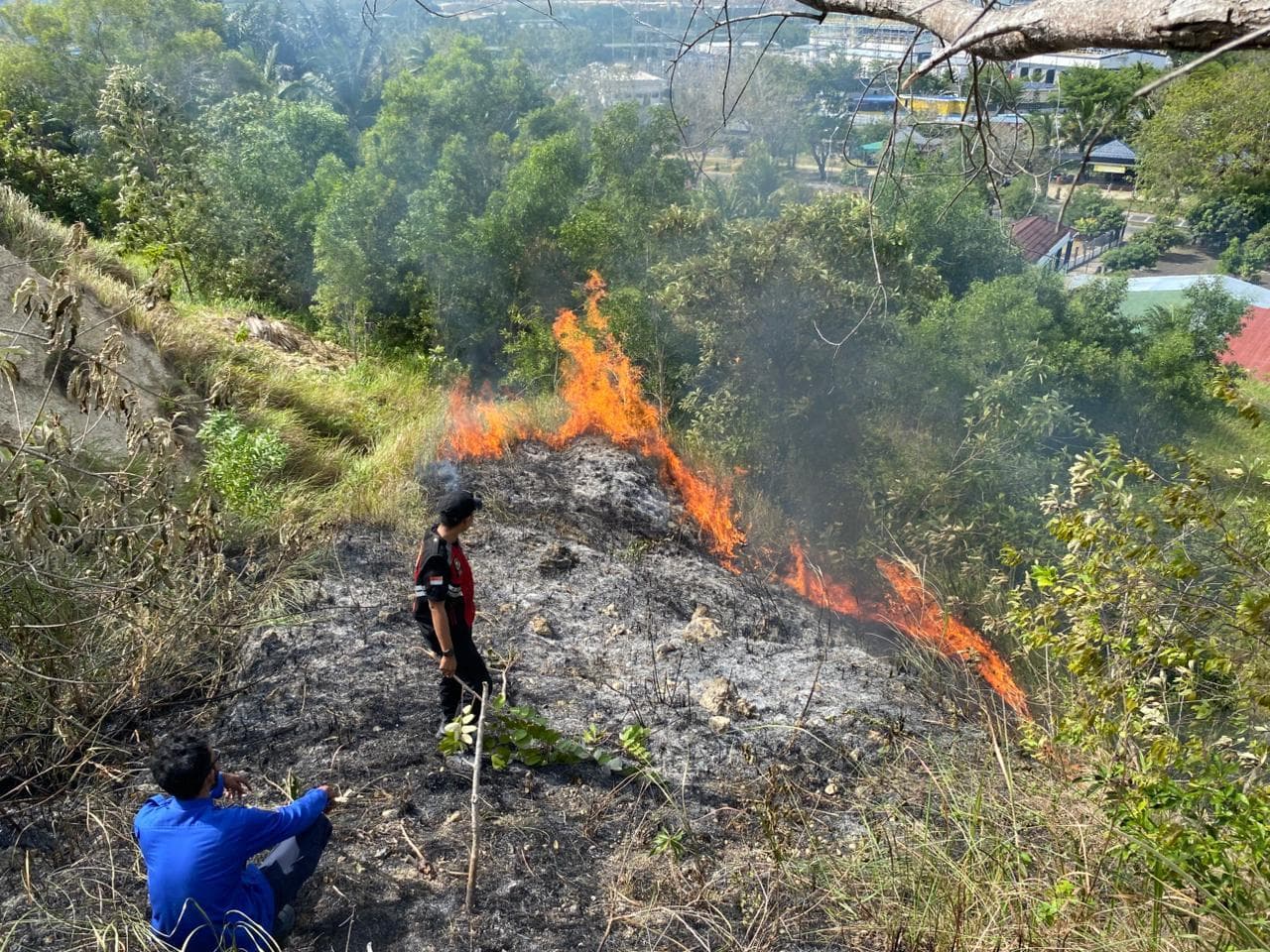 Tiga Kebakaran Lahan Terjadi di Lhokseumawe, Warga Khawatir Api Merusak Rumah